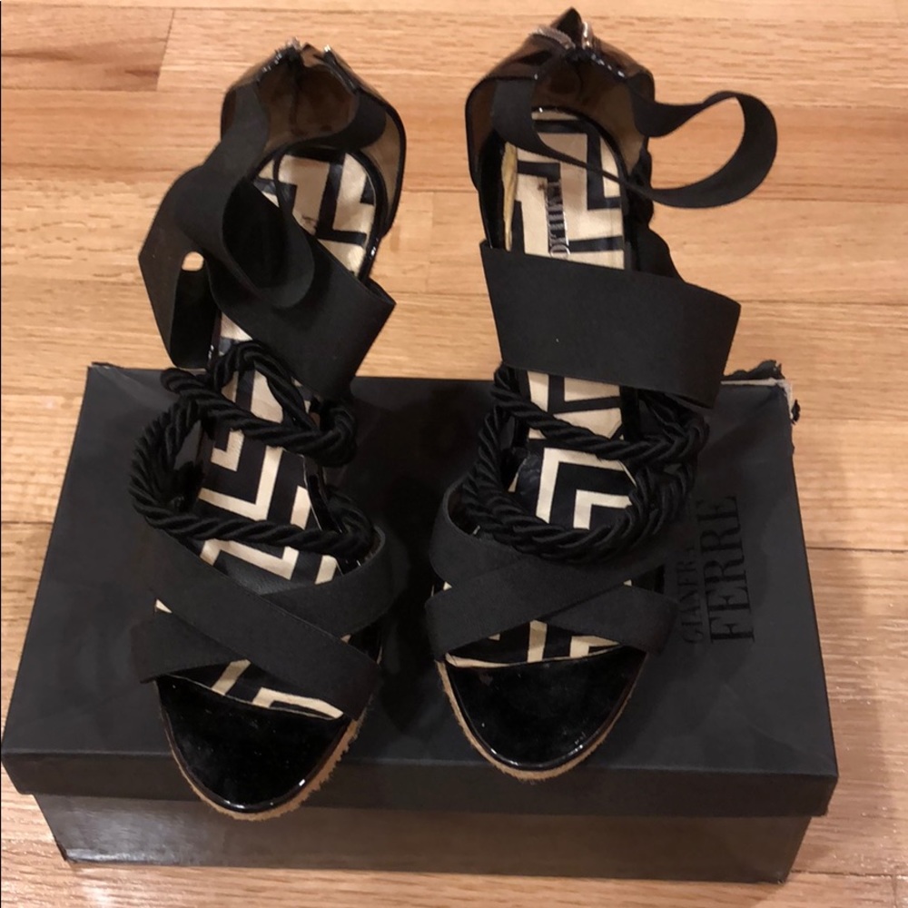 Emilio Pucci heels sz 38.5